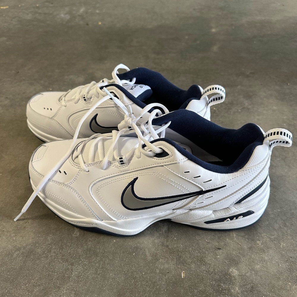 Nike Air Monarch IV Mens Shoe Wide Training Walking Size 12.5 4E New no Box
